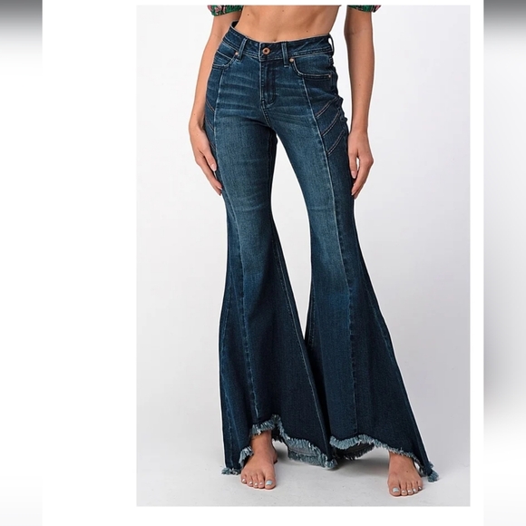 Grace in LA Denim - Grace of LA Women's High Waisted Super Flare Bell Bottom Raw Hem Jeans Size 32